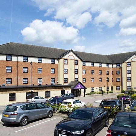 Premier Inn London Edgware Barnet Exterior foto